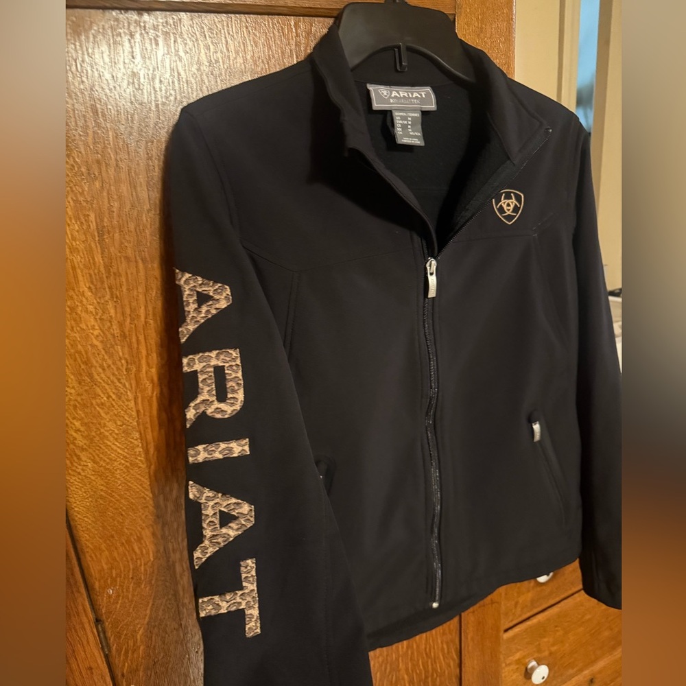Ariat Women’s Jacket - BLACK/LEOPARD print